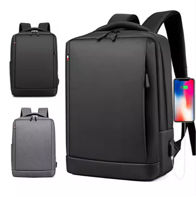 carry craft backpack, mens backpack, travel backpack, best travel backpack, stylish backpack UAE, spacious backpack, USB charging backpack, lightweight backpack